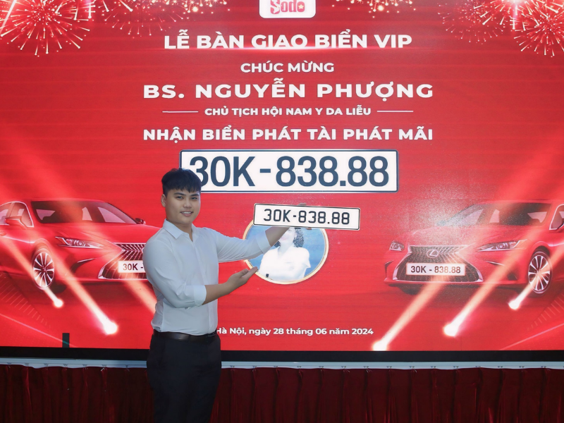 Master Thành Nguyễn sẵn sàng biển VIP 30k-838.88 cho lễ nhận biển của BS. Nguyễn Phượng