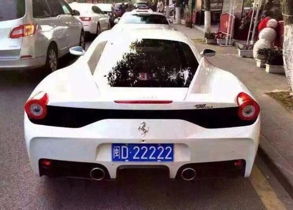 Ferrari 458 biển số D.22222