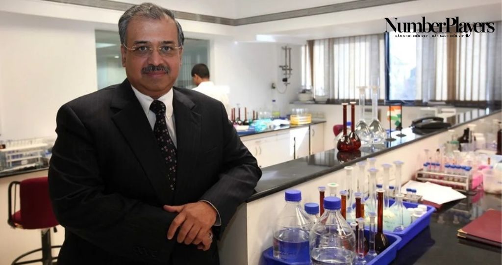 Tỷ phú  Dilip Shanghvi và công ty dược Sun Pharma