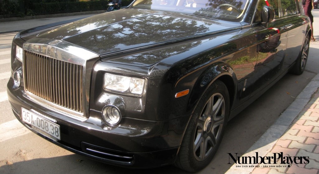 Rolls-Royce Phantom Rồng - Dragon of the Year của Bầu Thụy